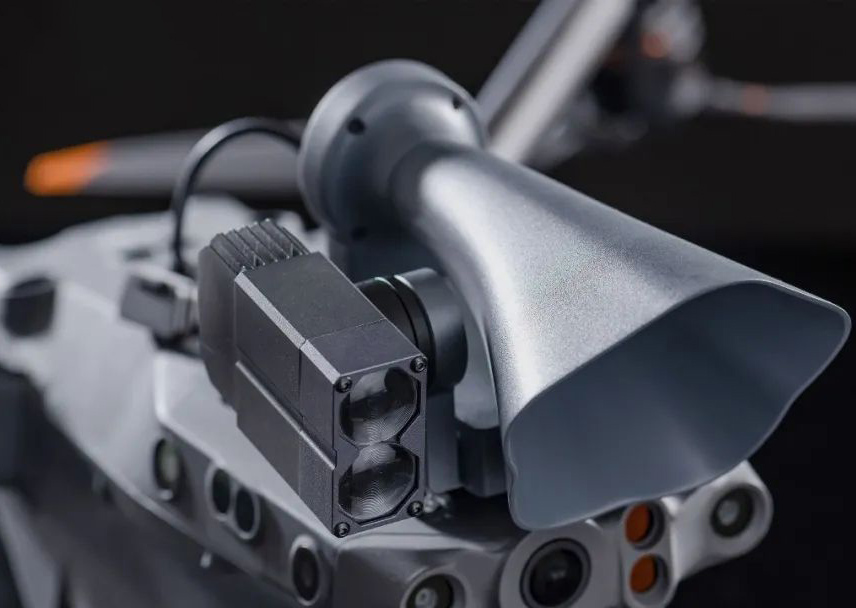DJI M30T M30 LP12 スピーカーとスポットライト